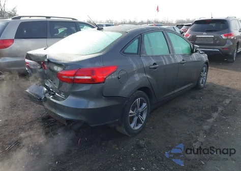 2017 Ford Focus Se z USA, uszkodzony, nr VIN 1FADP3FE5HL230280